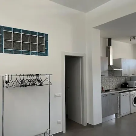 Appartement Mini Loft Rina - Stazione Migliarina *