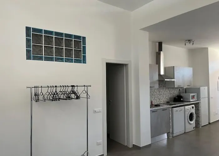 Apartment Mini Loft Rina - Stazione Migliarina *