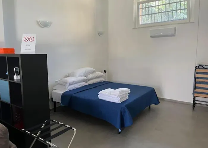 Mini Loft Rina - Stazione Migliarina Apartment La Spezia